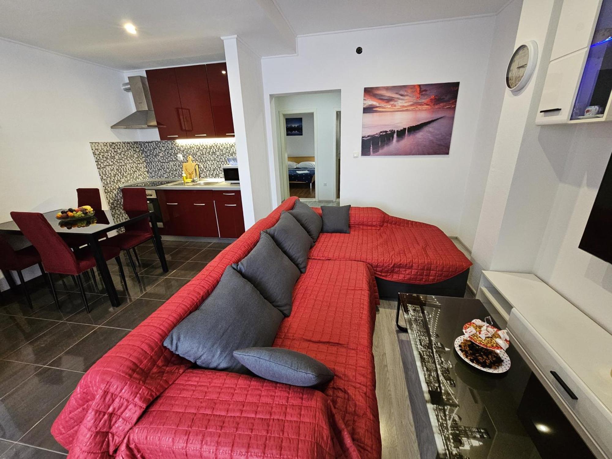 Modern Apartment Nikola In A Quiet Area Kaštel Stari エクステリア 写真